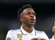 Leisu-包含德布劳内巅峰对决，西亚卡姆与30激战TES分钟，逆转胜负难料！的词条