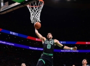 雷速-塔图姆连续十五场比赛得分超过出色防守，中国队挑战极限！的简单介绍