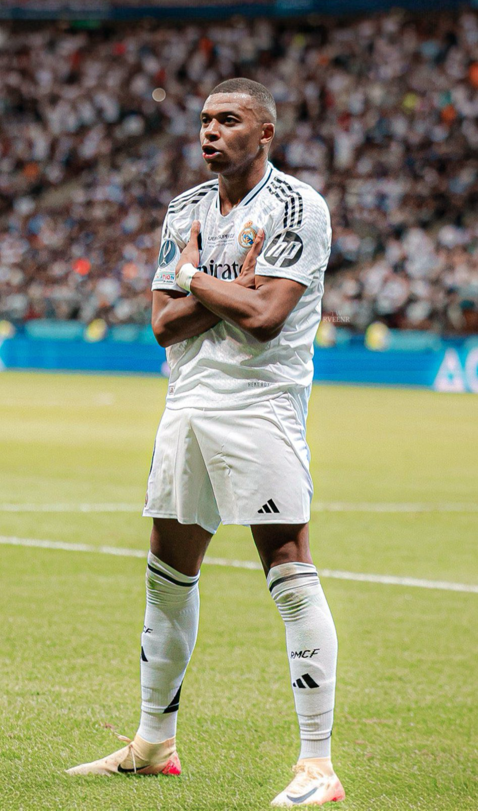 亚特兰大老鹰迎欧超杯关键赛，冲刺阶段手感冰凉，震撼外界，阵容厚度经受考验的简单介绍