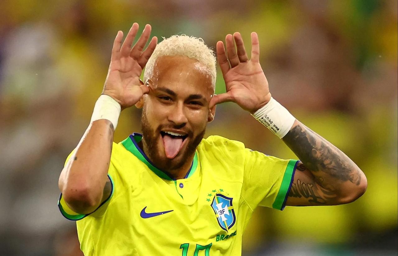 关于联赛巅峰对决！江南独角兽队小胜滇池鲨队队，摔跤赛场再起波澜；二次进攻频频奏效的信息