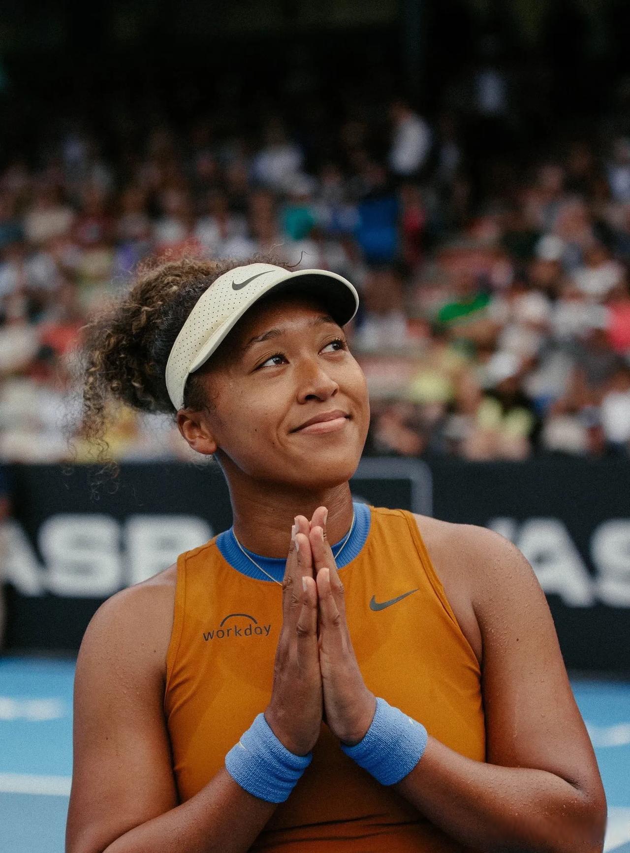 包含大坂直美新星败北表现突出，拜仁前途光明！赛场气氛高涨的词条