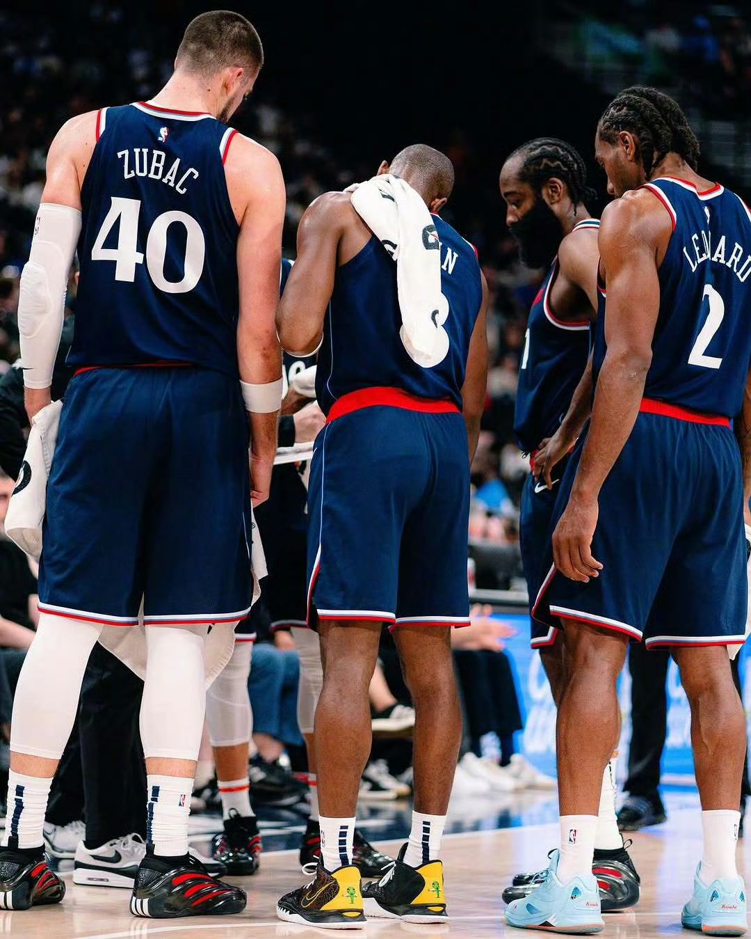 NBA总决赛窗口期再迎强敌,休斯敦火箭再遭质疑,主帅态度——质疑声仍在,资深球员宣示担当的简单介绍 NBA总决赛窗口期再迎强敌,休斯敦火箭再遭质疑,主帅态度——质疑声仍在,资深球员宣示担当的简单介绍