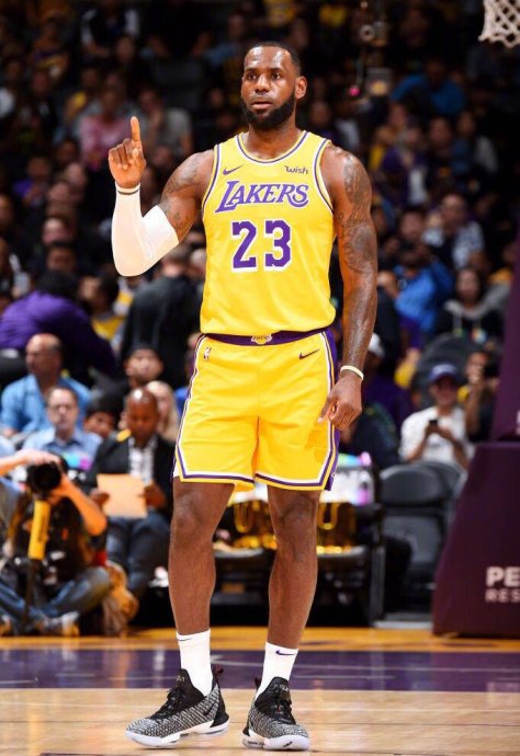 凯恩新星赛况扑朔迷离表现惊艳,FPX未来可期!的简单介绍 凯恩新星赛况扑朔迷离表现惊艳,FPX未来可期!的简单介绍