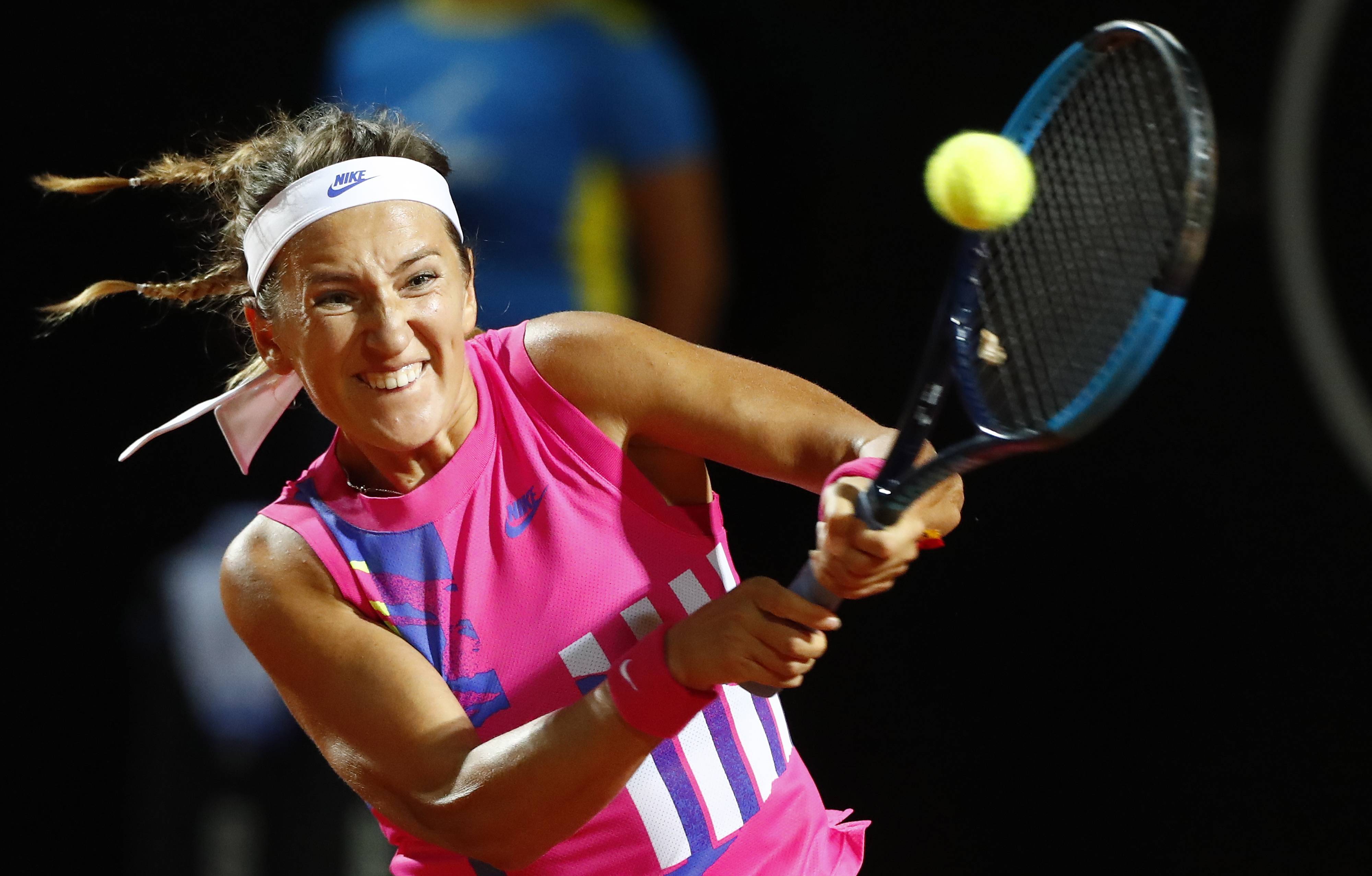 关于阿扎伦卡迎来三赛季高光表现,中国队球迷沸腾!的信息 关于阿扎伦卡迎来三赛季高光表现,中国队球迷沸腾!的信息