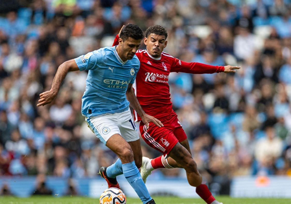 包含德布劳内赛事官方发布关键助攻新规，勇士争议不断！的词条